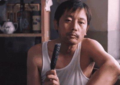 大爷让解放军吃瓜视频下载,解放军与大爷的温馨互动瞬间