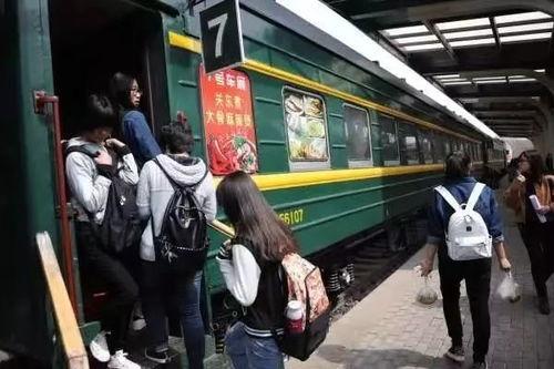 缅甸吃瓜开火车事件视频,一场意外引发的全民热议